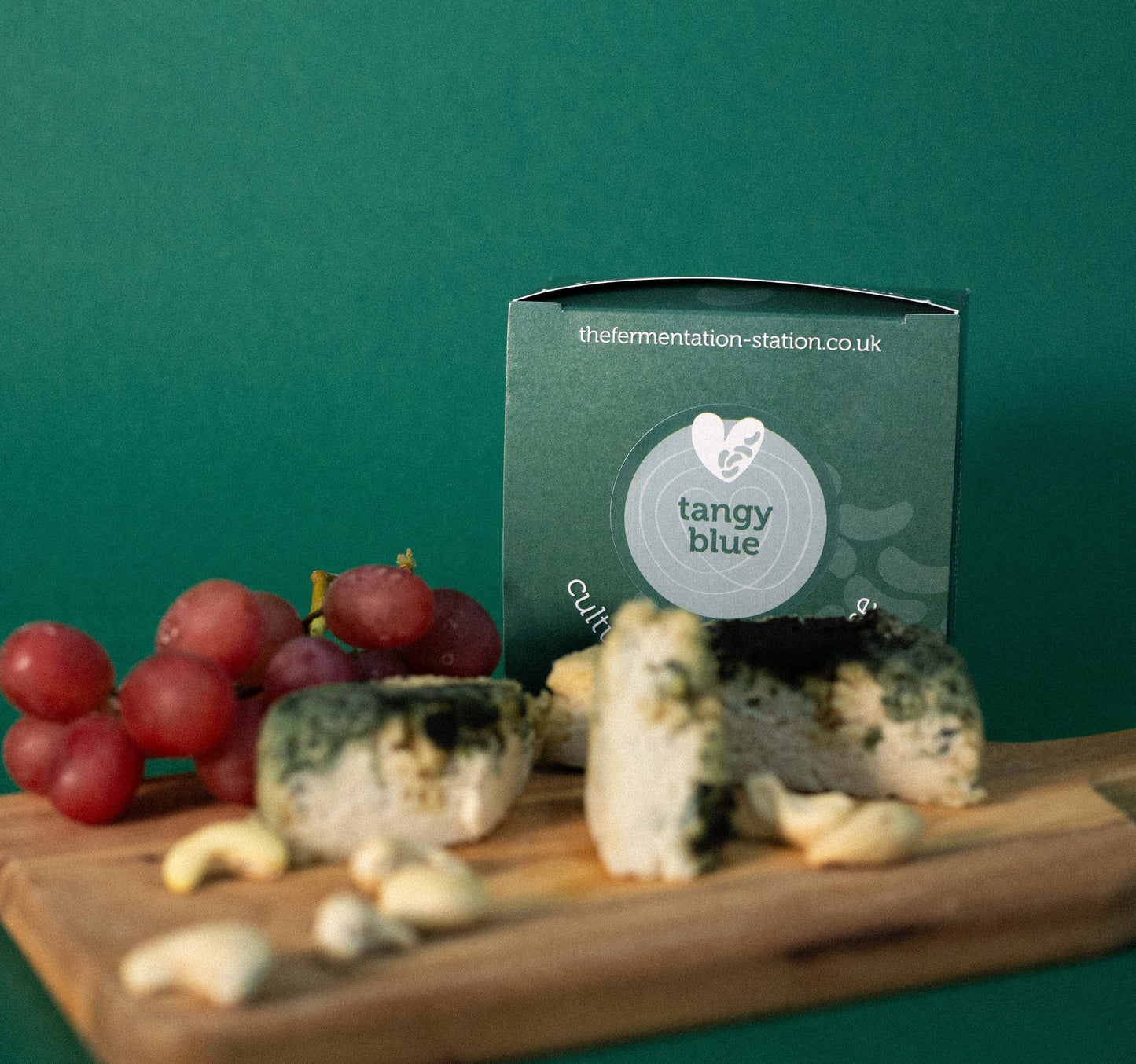 Tangy Blue Cultured Cashew Cheese