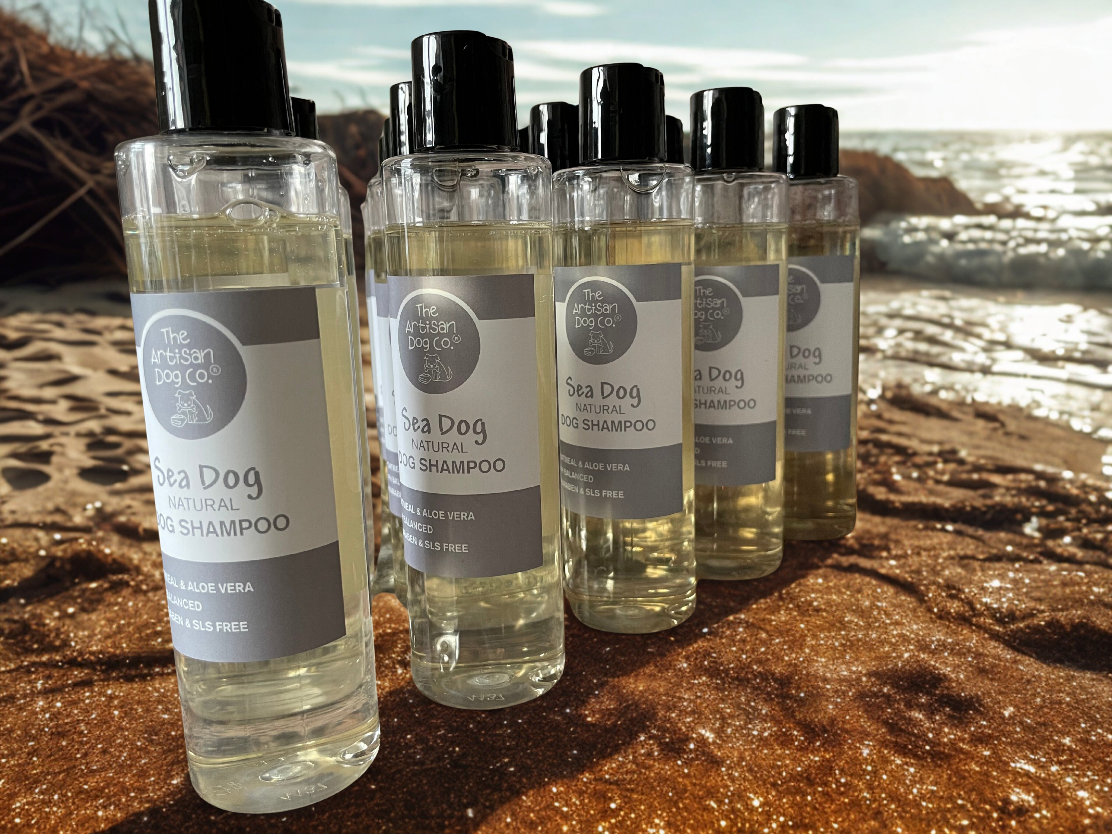 Natural Oatmeal and Aloe Vera Handmade Dog Shampoo by The Artisan Dog CO | The Hackers Market