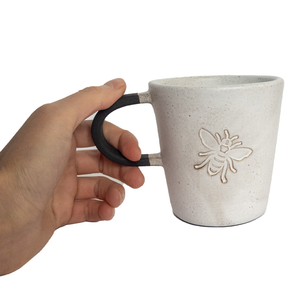 Stoneware Bee Mug