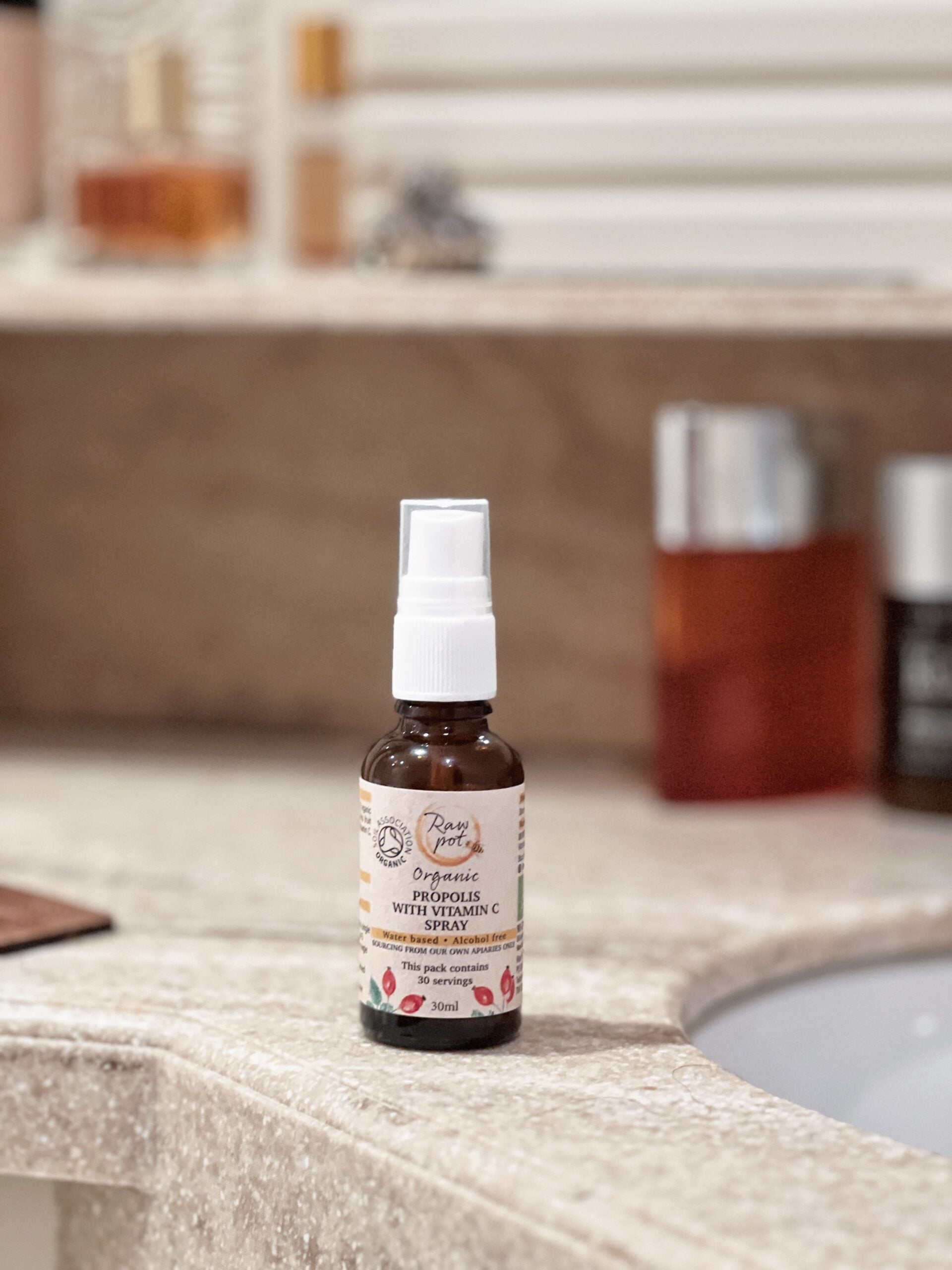 Organic Propolis With Vitamin C Spray