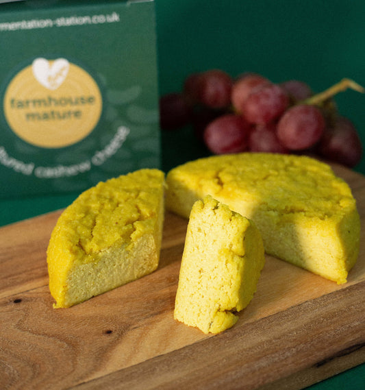 Farmhouse Mature Cultured Cashew Cheese
