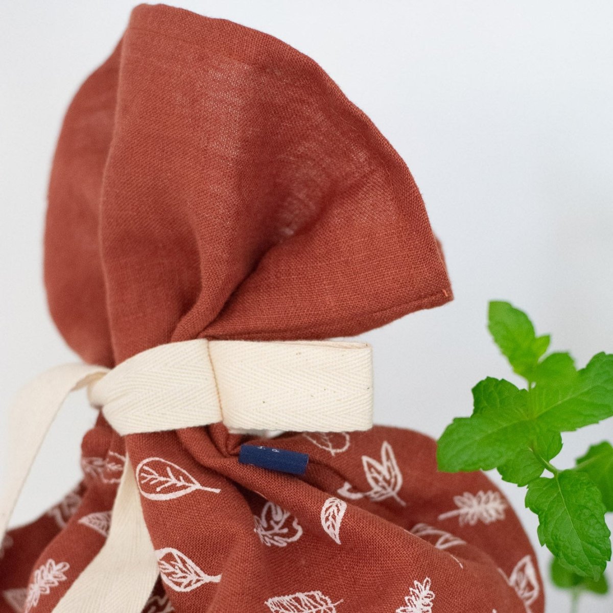 Leaf Bread Bag Hand Printed In Pure Linen