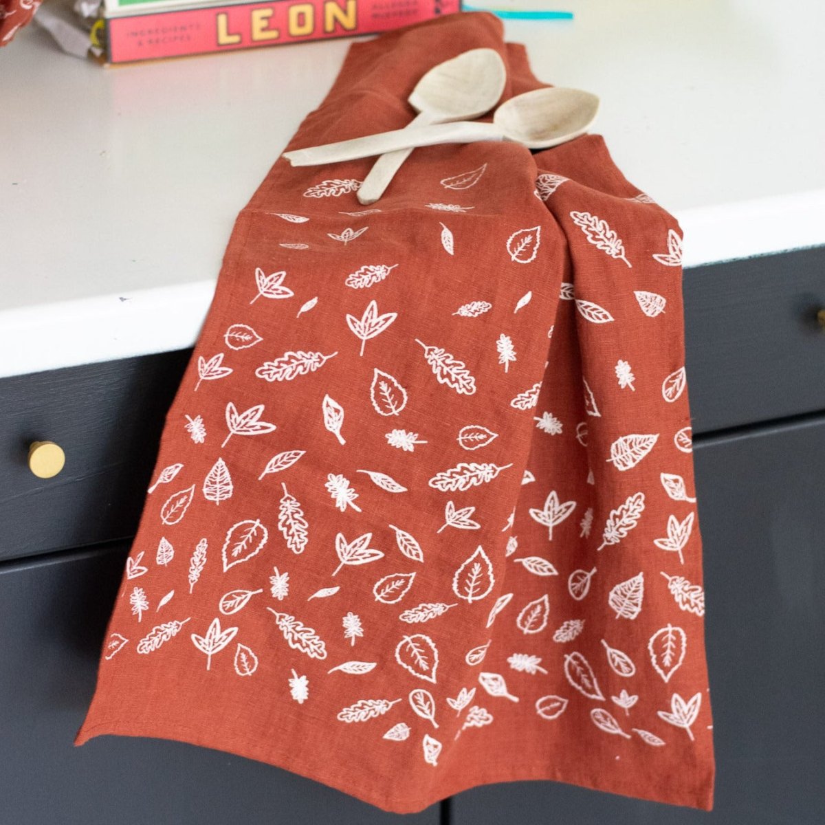 Leaf Tea Towel In Pure Linen
