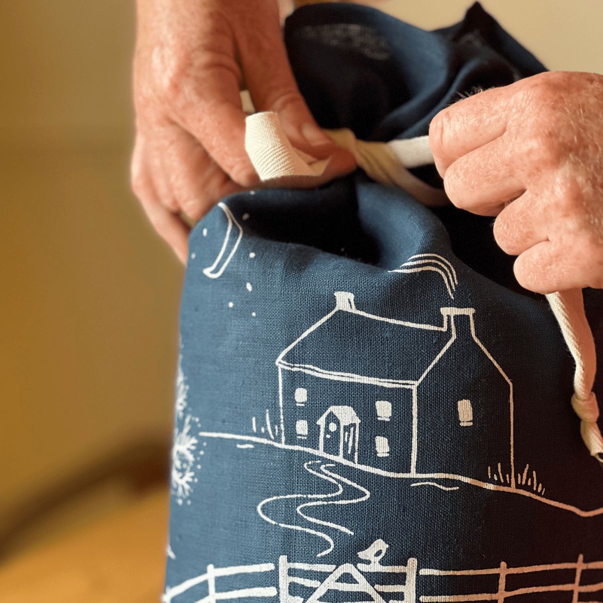 Winter Fox Linen Bread Bag