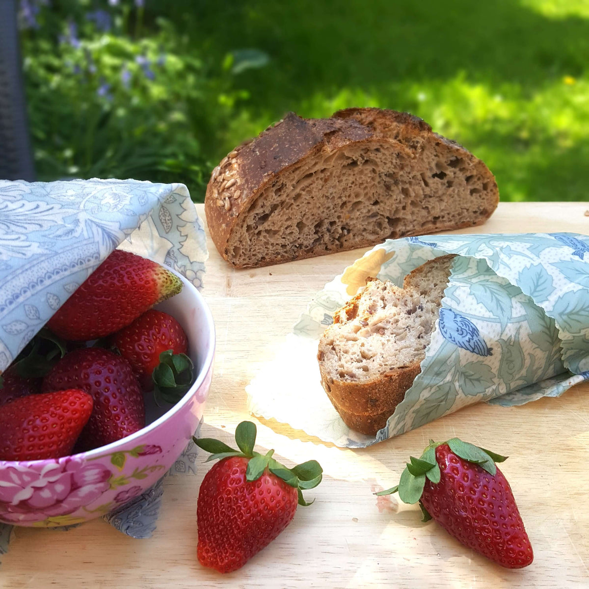 Award-winning Small Family Business. 3,600 5* Reviews. WHOLESALE, too.