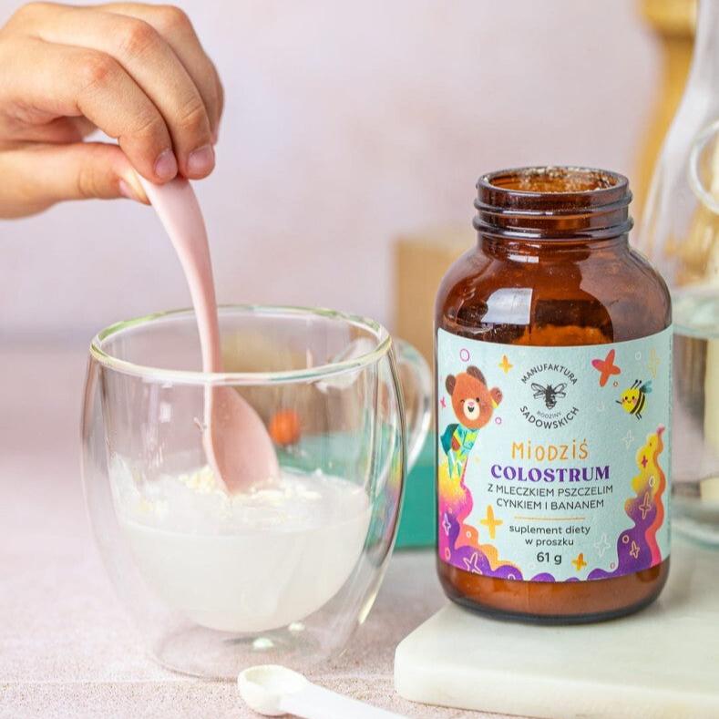 Colostrum with Royal Jelly, Zinc and Banana - Honey Bear 61g by The Sadowski Family | The Hackers Market