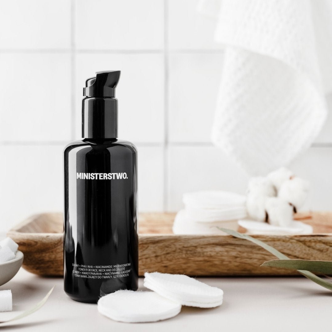 SUGAR +PHA/AHA +Niacinamide: Mild Hydrating Toner for face, neck & decollete 200ml by MINISTERSTWO | The Hackers Market